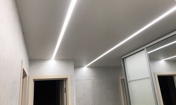 установленный натяжной потолок 41